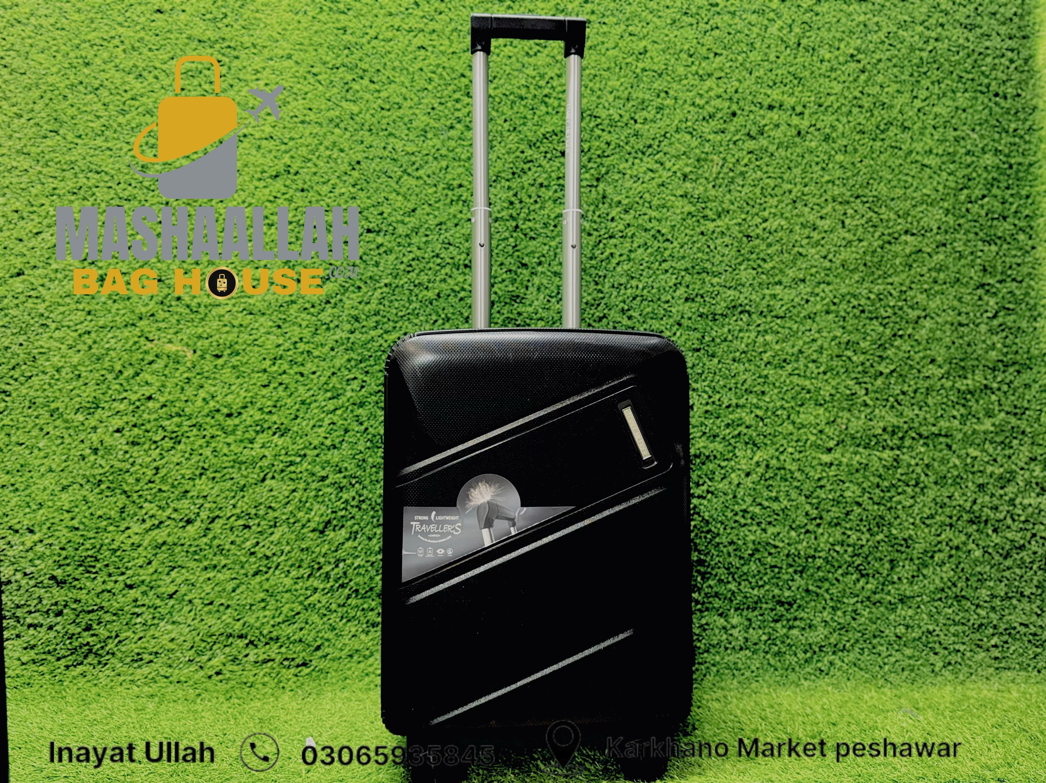 Original Tommy Hilfiger luggage 3 pics set