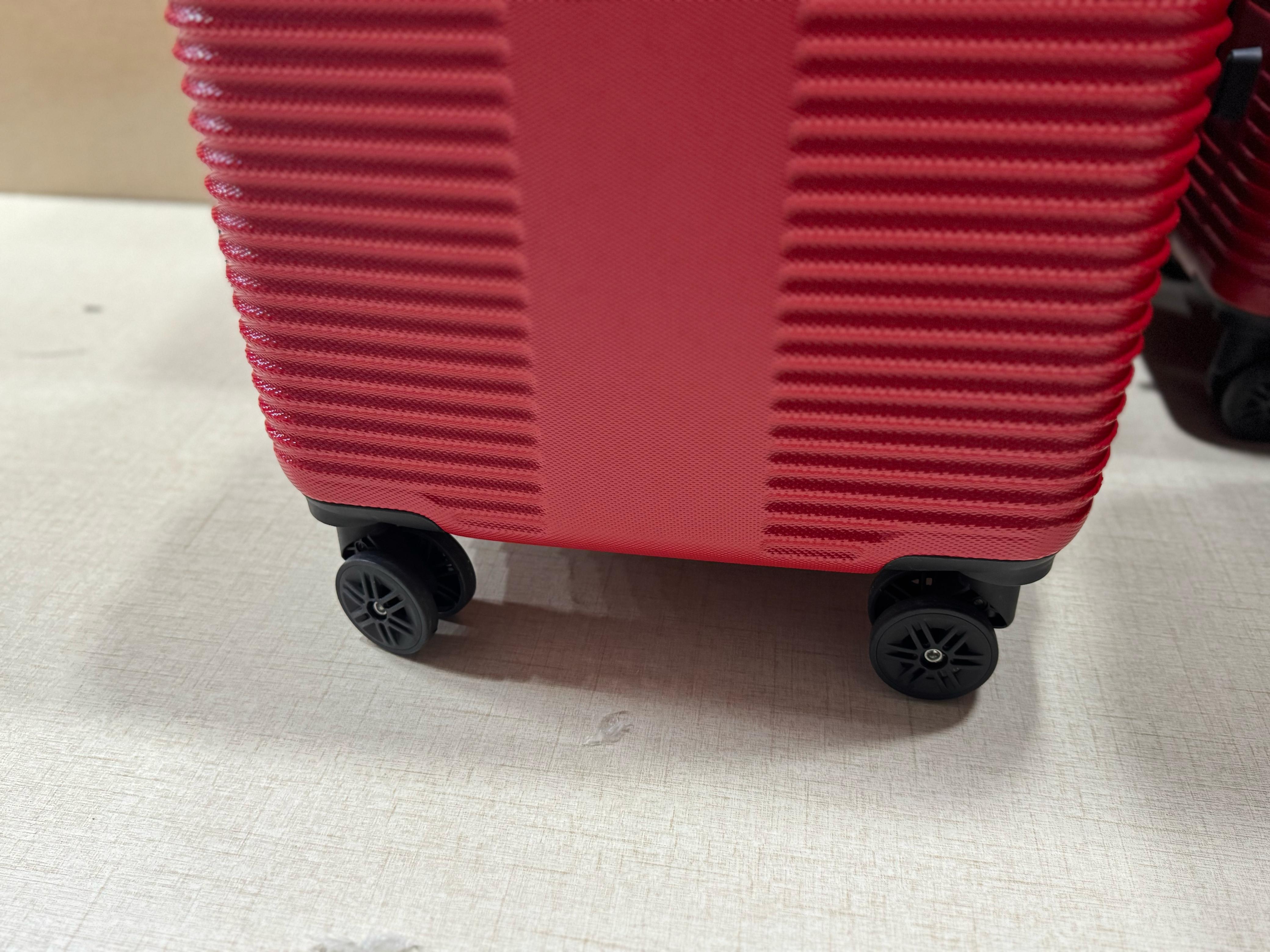 4 pics luggage set hardside