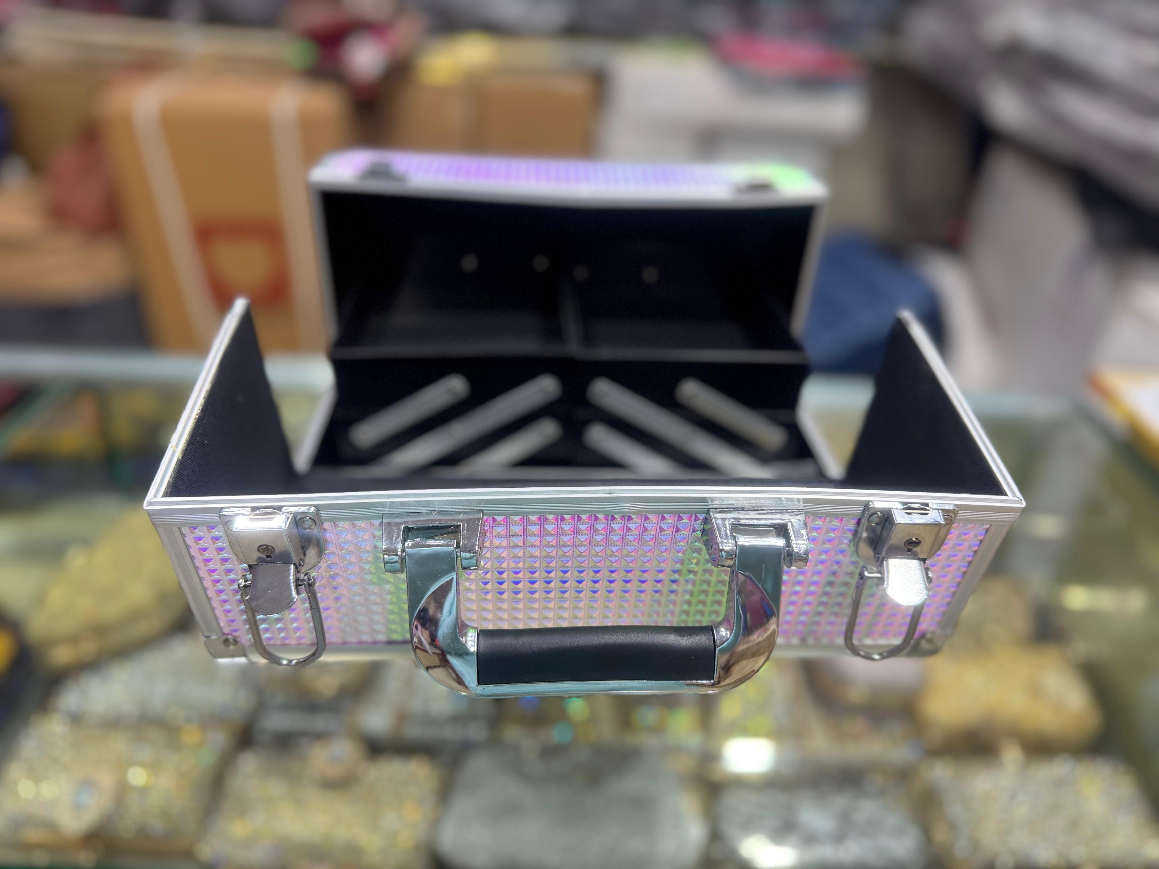Beauty organizer box elegant design