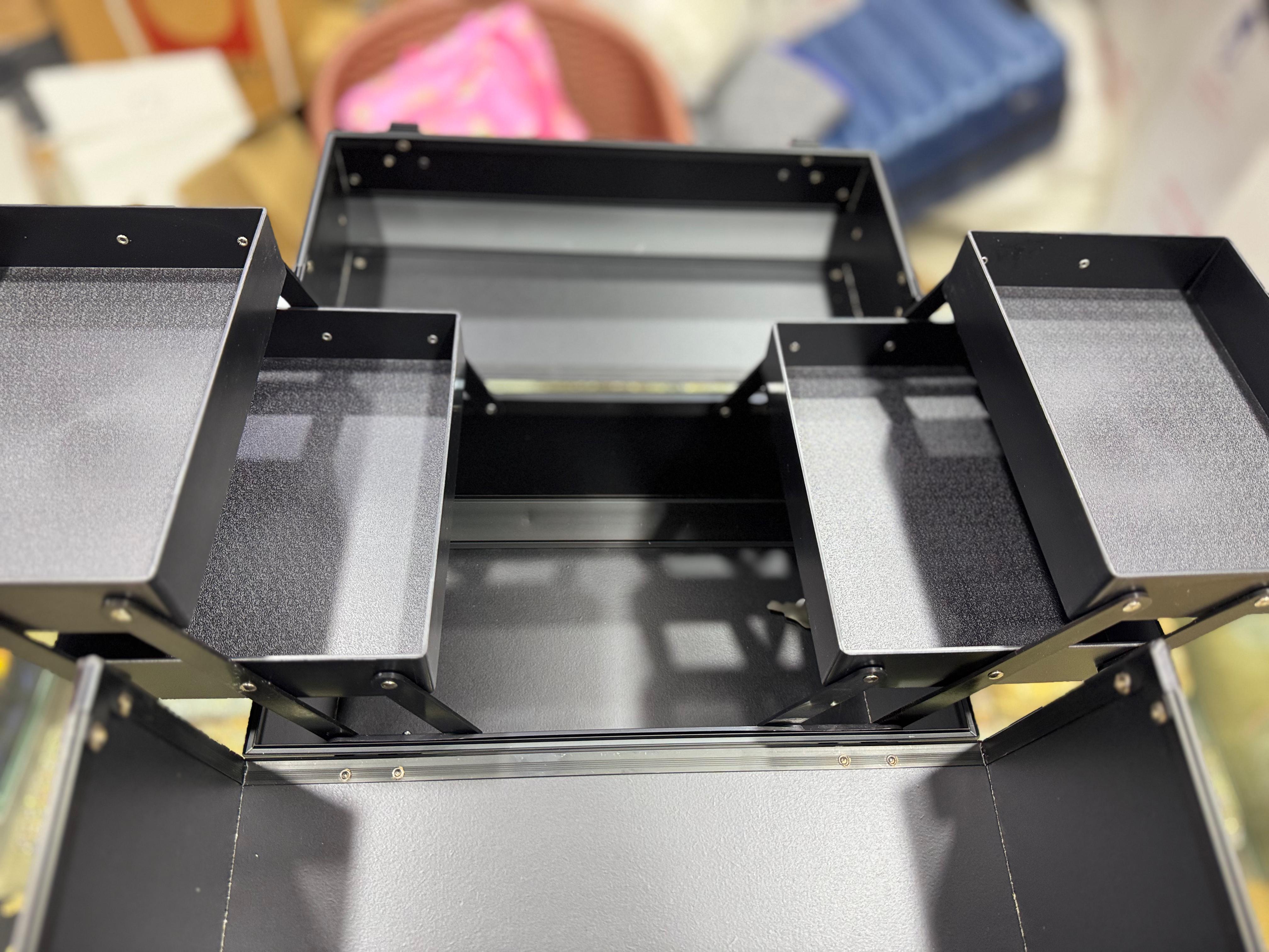 Beauty organizer box elegant design
